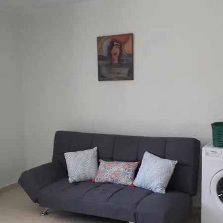 Alexandra's - Port Of Apartment *